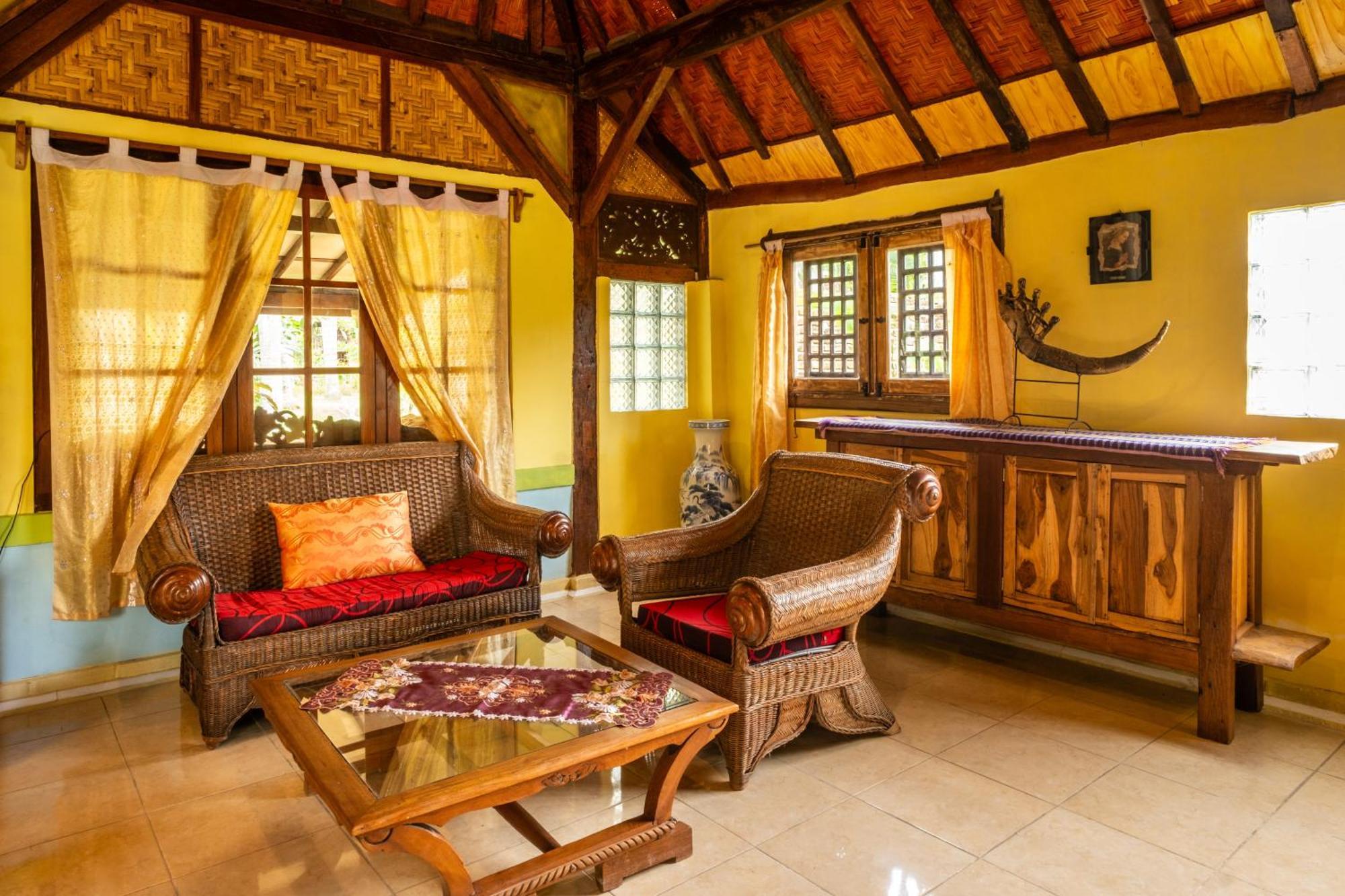 Lombok Stanley Garden Villas Montongbuwoh Exterior foto